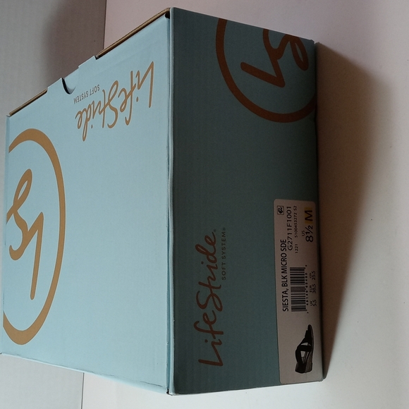 Sandal - Picture 5 of 5